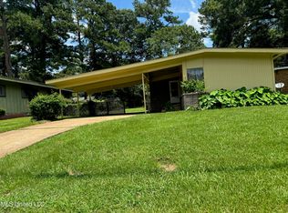 592 Witsell Rd, Jackson, MS 39206