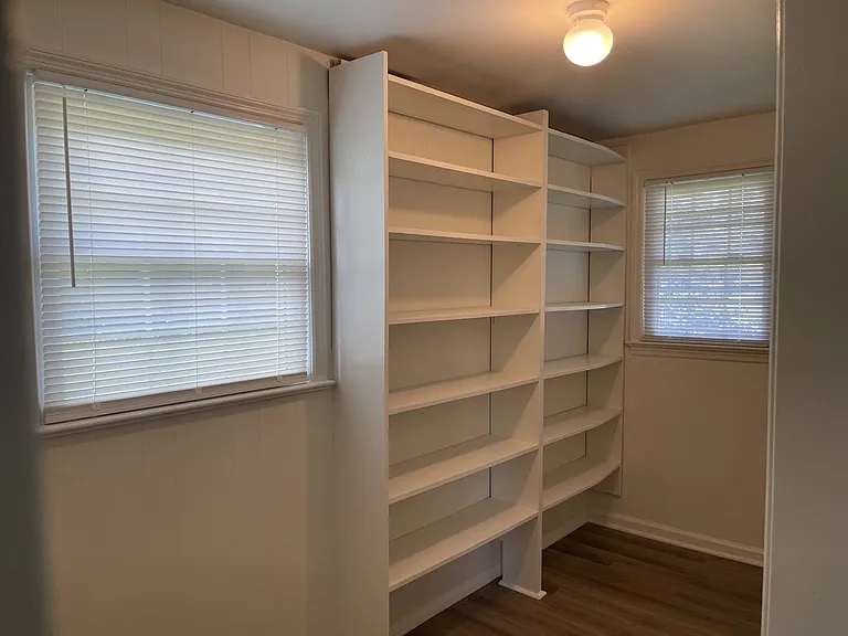 168 Westwood Ct — Photo 14