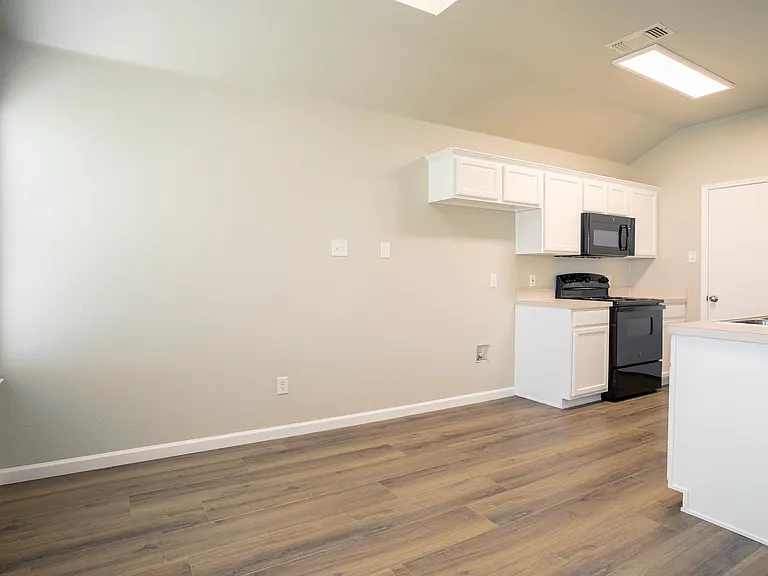 10500 Aransas Dr — Photo 9