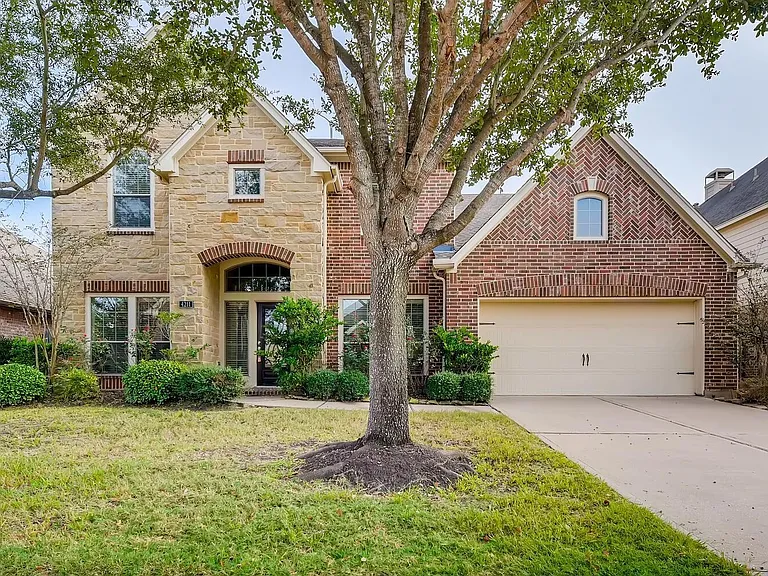 4211 Middleoak Grove Ln — Photo 1