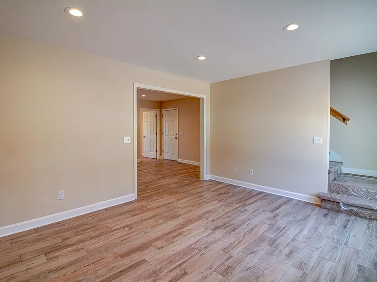 7111 Wills Rd #B — Photo 4