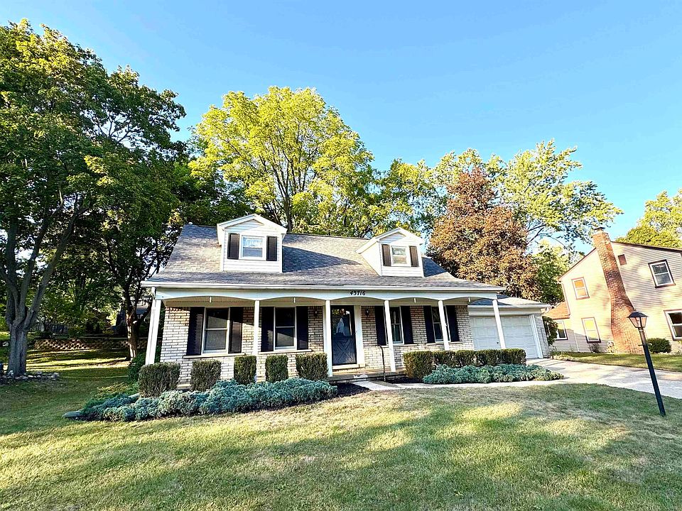 1st image of 43716 Galway Dr
