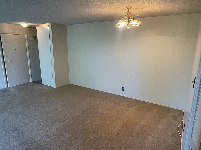 1040 El Camino Real #205 — Photo 4