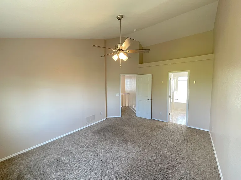2579 Weyburn Way — Photo 26
