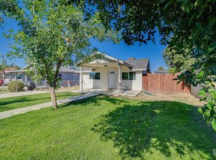 11012 San Fernando St, Lamont, CA 93241