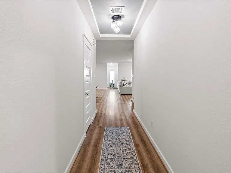 4604 Spoon Bill Cove Dr — Photo 3