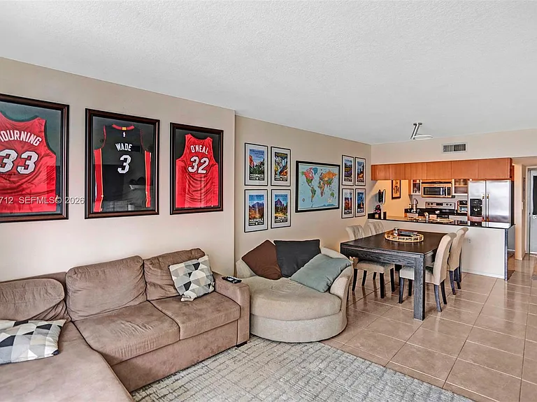 1750 N Bayshore Dr #2206 — Photo 7