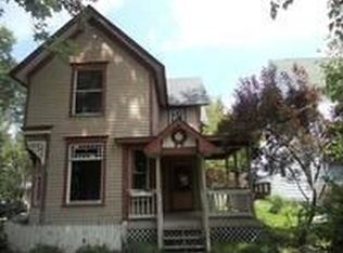 507 W South St, Kirkland, IL