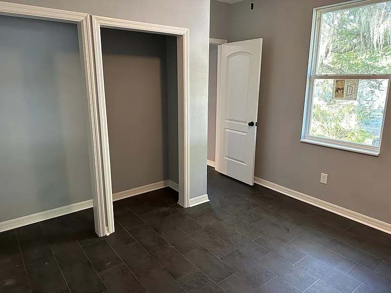 105 N Davis St #1 — Photo 8