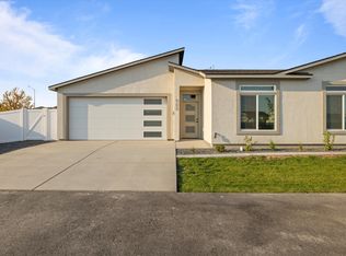 6258 W 33rd Ave, Kennewick, WA 99338