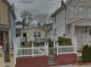 12810 140th St, Jamaica, NY 11436