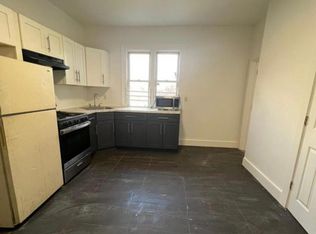 25 Irving St #3, Newark, NJ 07104