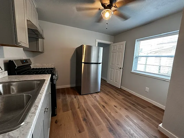 652 N San Felipe Ave #2 — Photo 6
