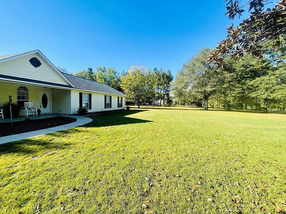 614 Forest Hills Dr Douglas, GA, 31535 Apartments for Rent Zillow