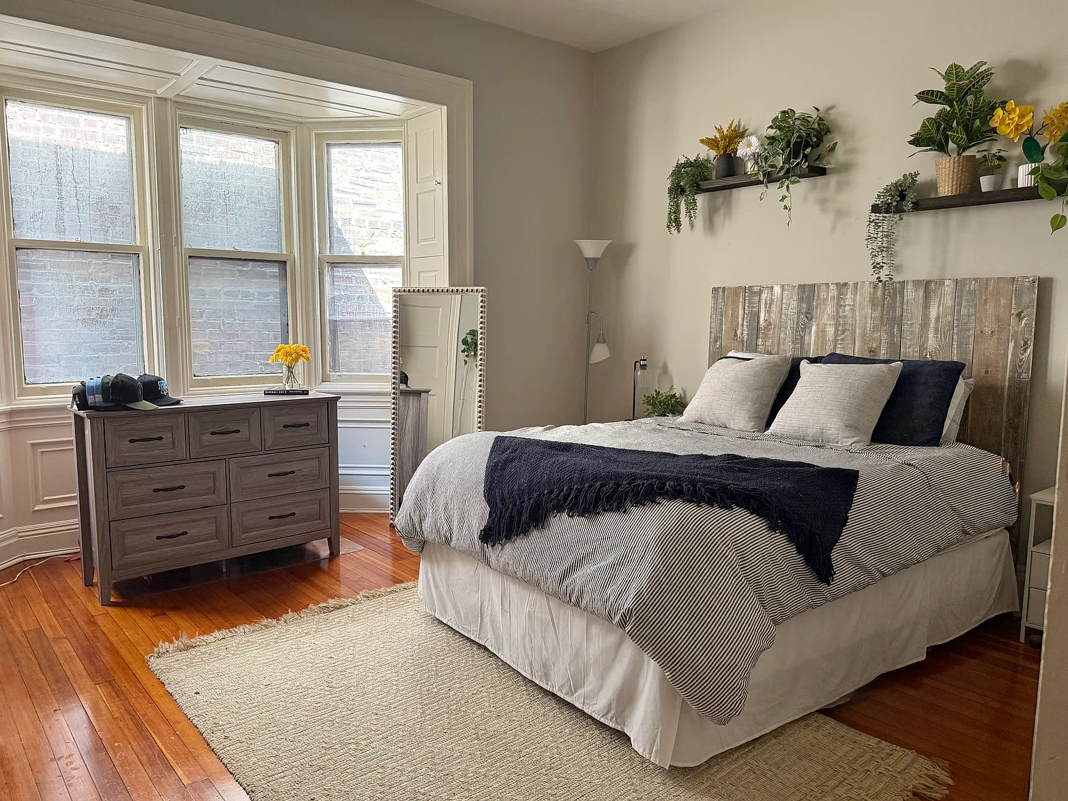 1 bed, 968 sqft, $2,650 — Photo 3