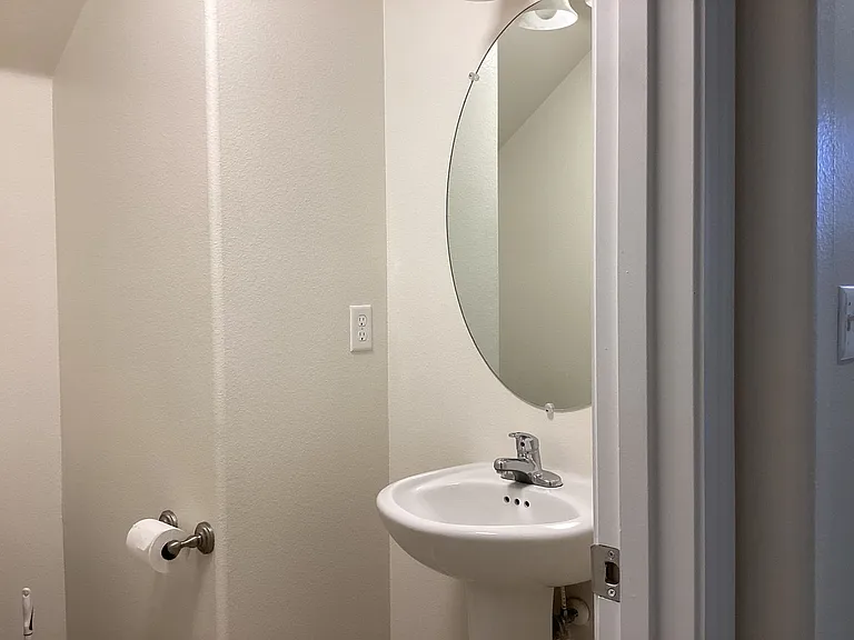 7009 N Harmony Dr — Photo 16