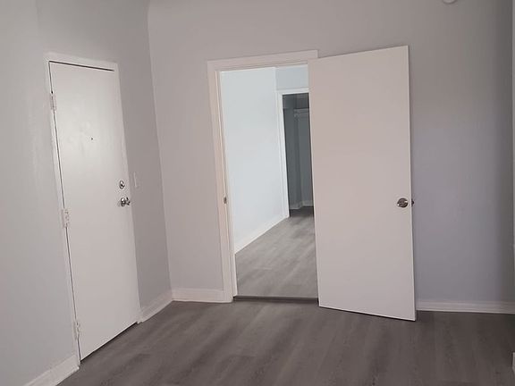 5th image of 5437 Virginia Ave APT 101