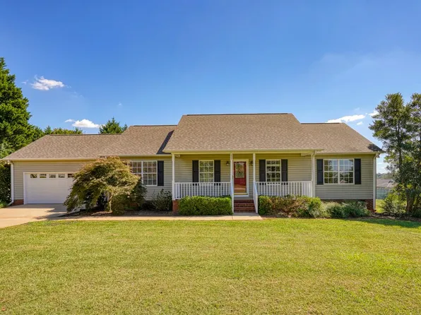 424 Bollweevil Way, Wellford, SC 29385