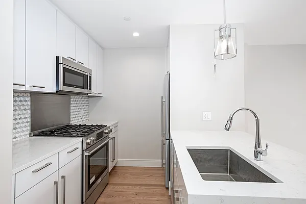 Rented by Nolita Group | media 15