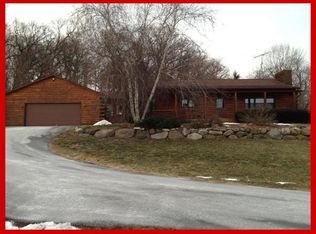 N6493 Kroghville Rd, Waterloo, WI 53594