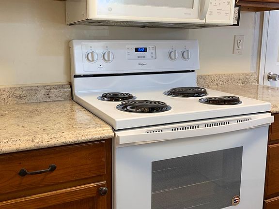 3rd image of 252 Mill Creek Pl