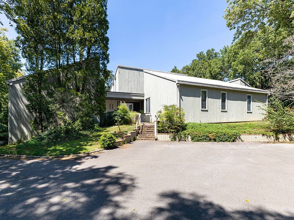 2nd image of 6004 Dunham Springs Rd