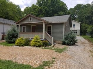 985 W Elmwood Dr, Chattanooga, TN 37405