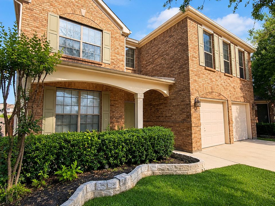 1st image of 9004 Brook Hill Ln