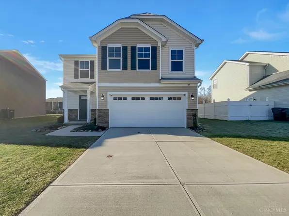 5 Berry Ct, Germantown, OH 45327