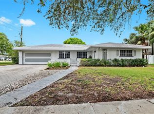 180 SW 125th Ave, Plantation, FL 33325
