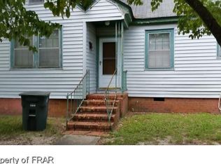282 N Windsor Dr, Fayetteville, NC 28301