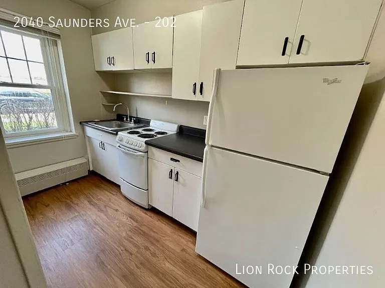 2040 Saunders Ave #202 — Photo 2