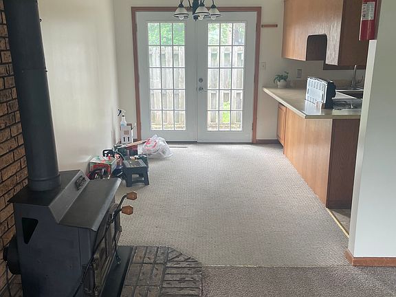 5th image of 419 S Kiowa Ct