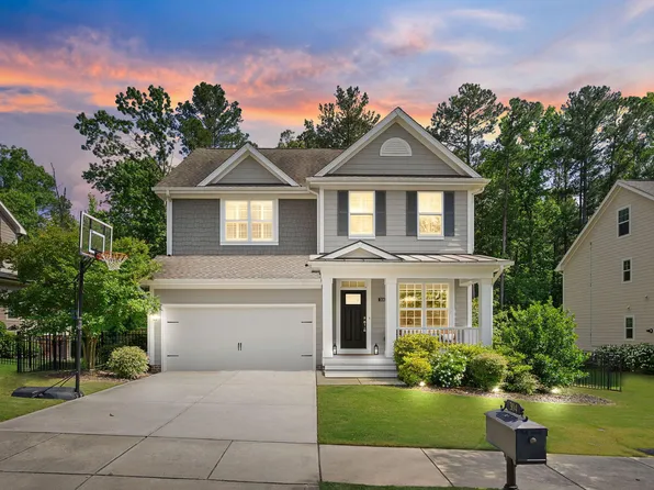 304 Climbing Tree Trl, Holly Springs, NC 27540
