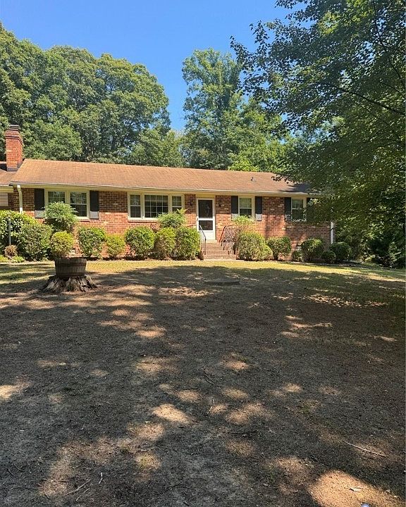 1st image of 406 Bunker Cir