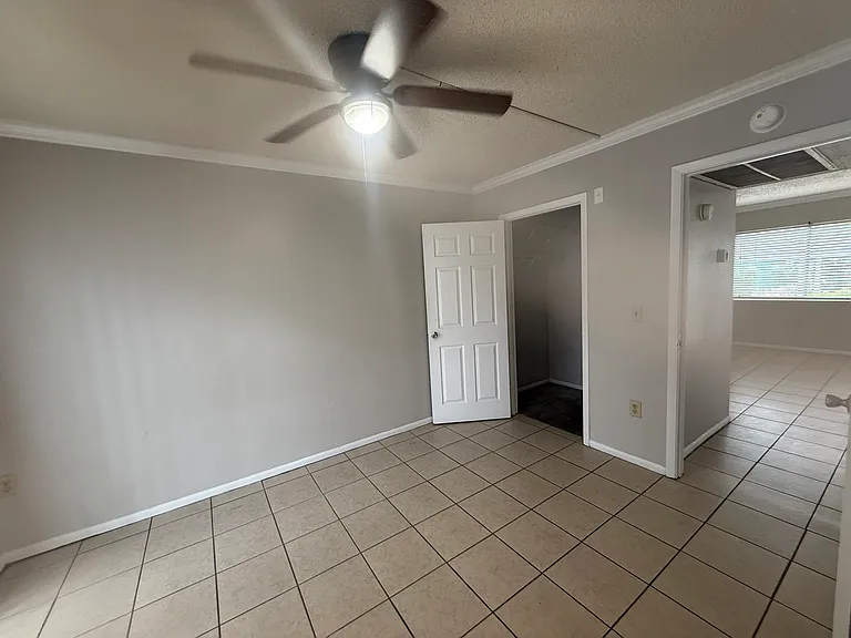 133 Oyster Bay Cir #150 — Photo 12