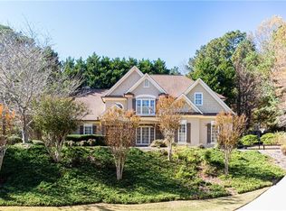 4010 Rockingham Dr, Roswell, GA 30075
