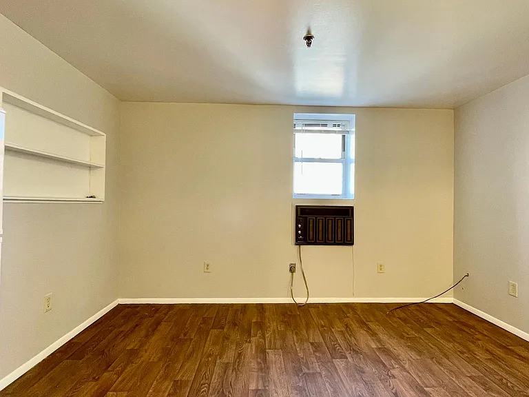 5838 Alderson St #7 — Photo 3