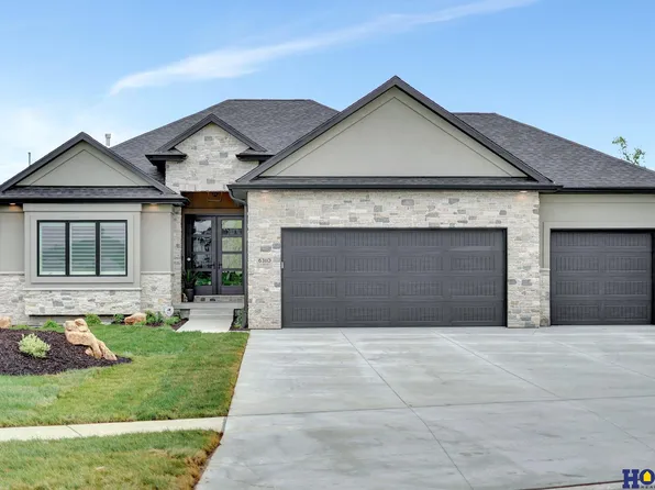 6310 S 90th St, Lincoln, NE 68526