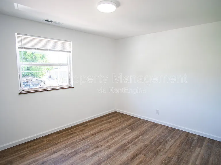 315 N Castle St #11 — Photo 6