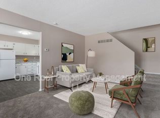701 Linwood Dr #B17, Harrisonville, MO 64701