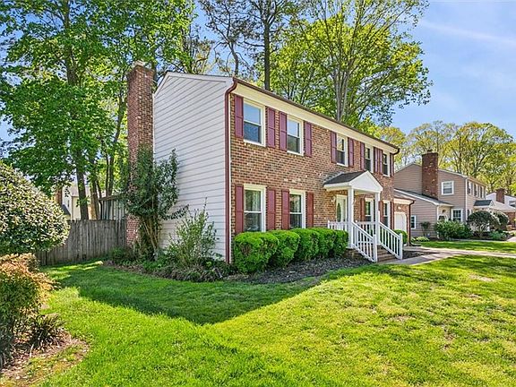 2nd image of 734 Plymouth Circle