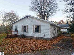 9529 S M 37, Buckley, MI 49620