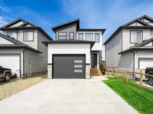 123 SE Athabasca Cres, Fort McMurray, AB T9J 1C2