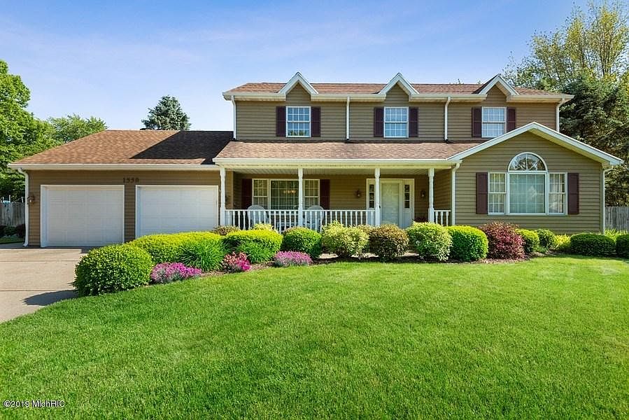 1st image of 1558 Lupine Dr