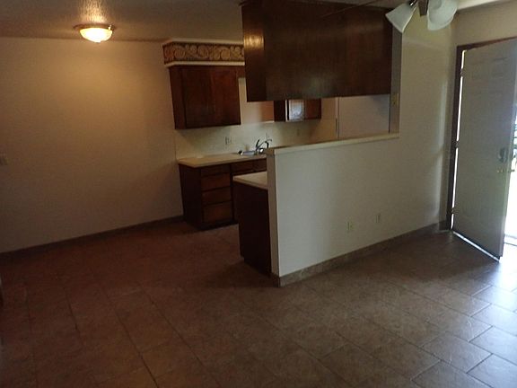 kitchen/living/dining