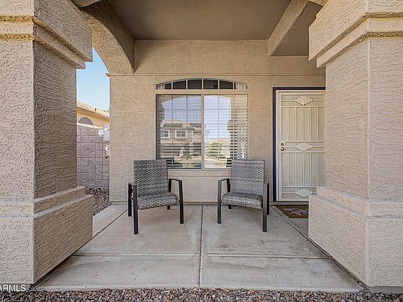 5th image of 26425 N 42ND Way