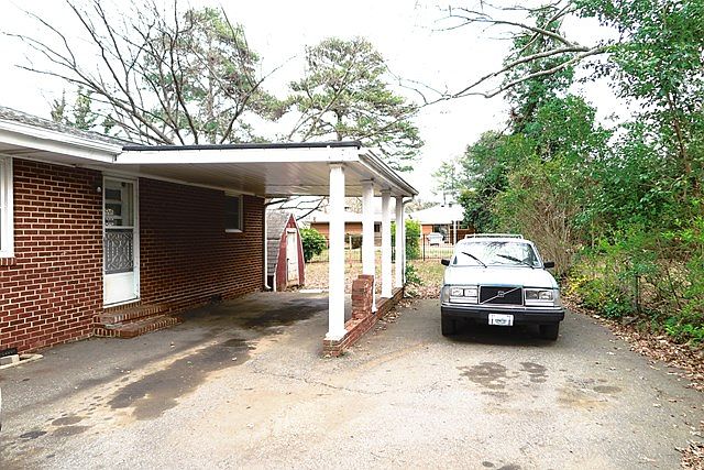 2nd image of 518 Ruby Ln