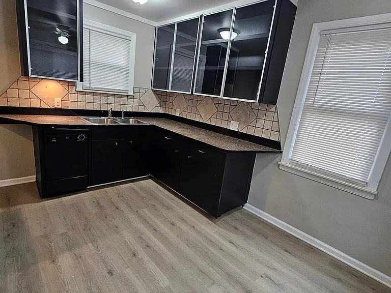 17670 Lincoln Ave — Photo 8