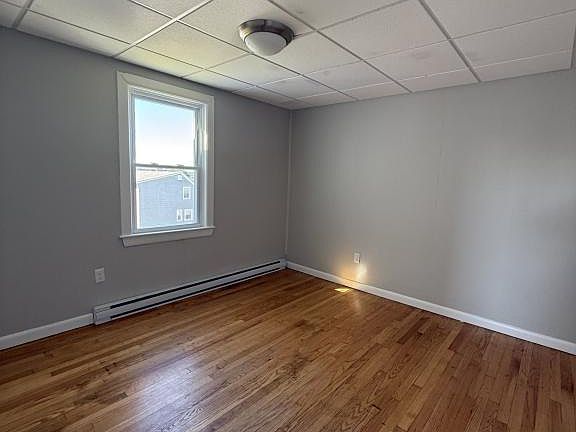 3rd image of 71 Campbell St
